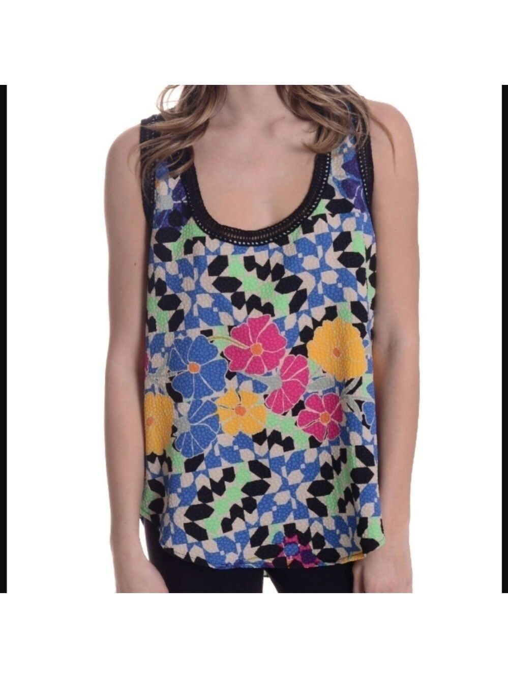 NEW - 🆕 Weston Wear Lily Lace Edge Floral Tank Top